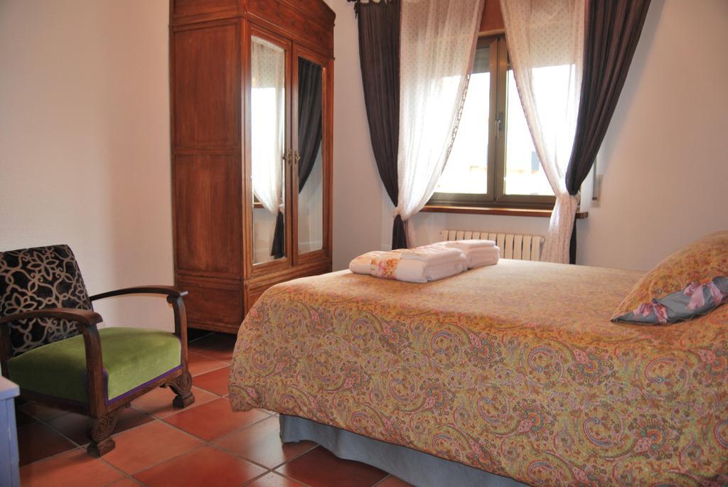 Casa Rural La Cuadraa Linares de Riofrío Exterior photo