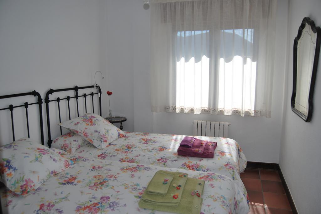 Casa Rural La Cuadraa Linares de Riofrío Exterior photo